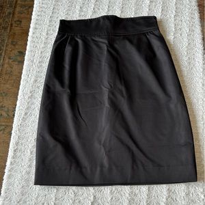 Worn once lined beautiful Tahari skirt